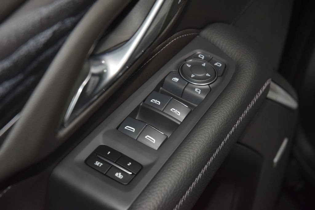 2024 GMC Yukon Denali - Photo 51