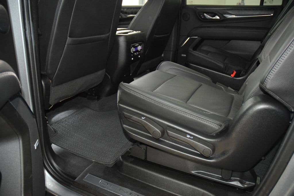 2024 GMC Yukon XL Denali - Photo 39