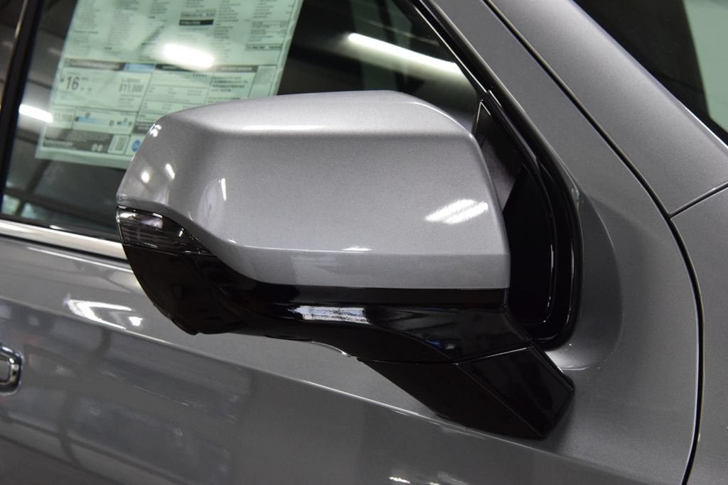 2026 Chevrolet Suburban High Country - Photo 17