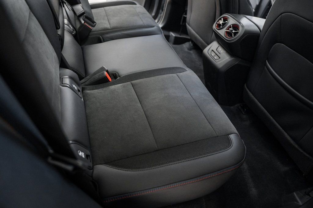 2025 Chevrolet Blazer EV RS - Photo 38