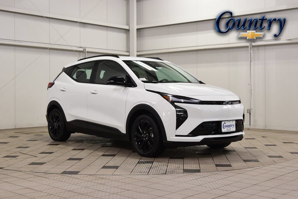 Summit White 2027 Chevrolet Bolt SUV / Crossover Front-Wheel Drive Automatic