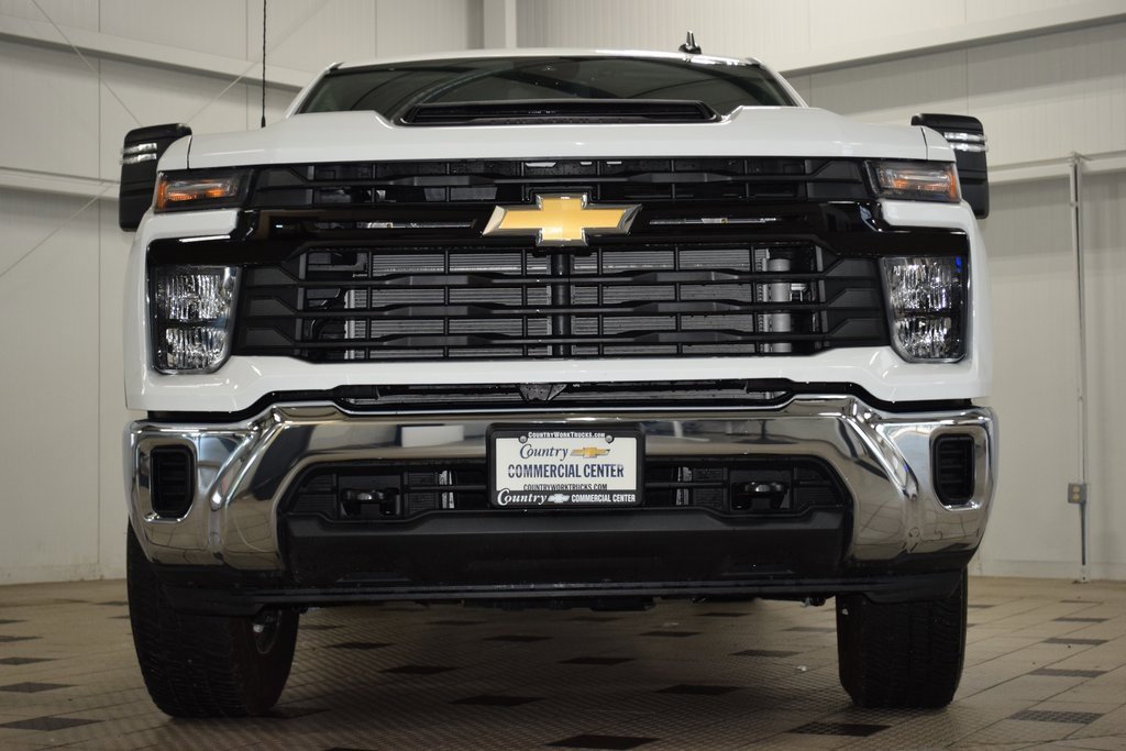 2025 Chevrolet Silverado 3500HD Work Truck photo 2