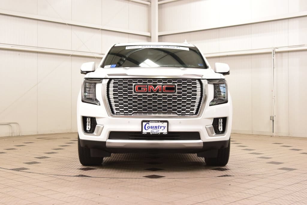 2024 GMC Yukon XL Denali - Photo 2