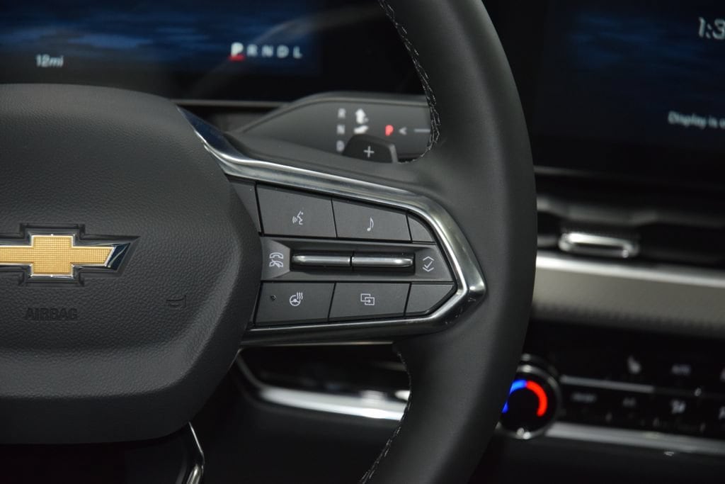 2027 Chevrolet Equinox LT - Photo 35