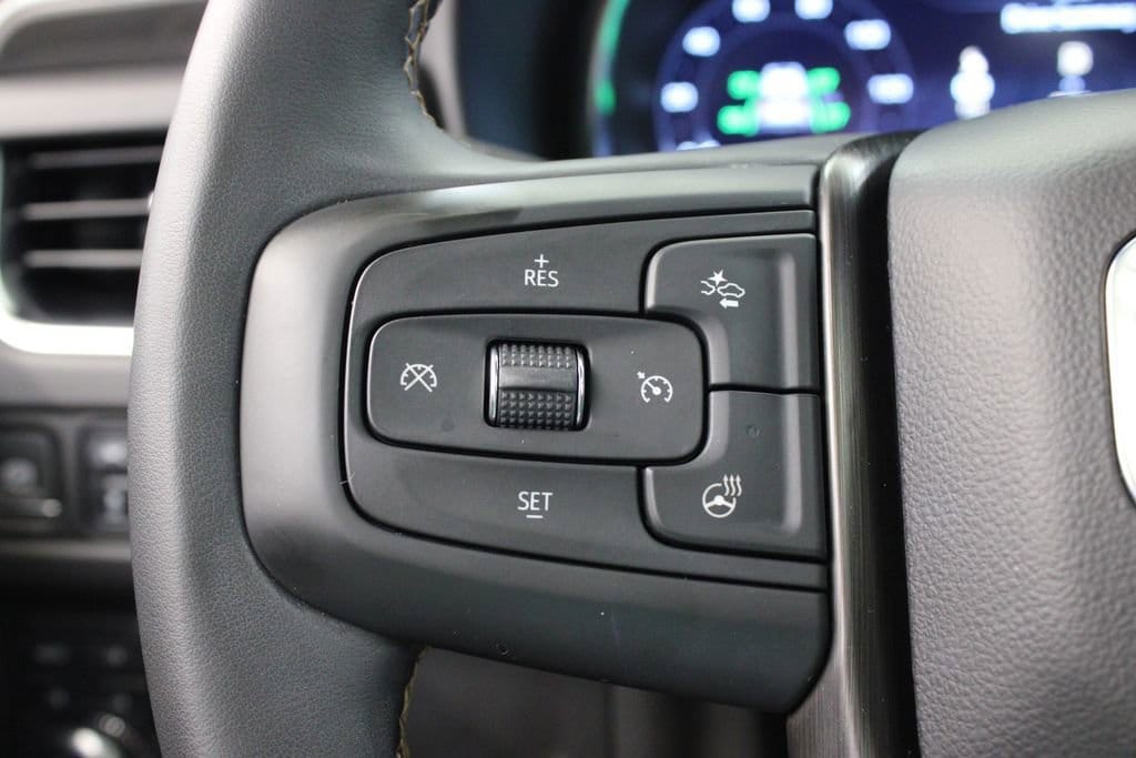 2024 GMC Yukon AT4 - Photo 9