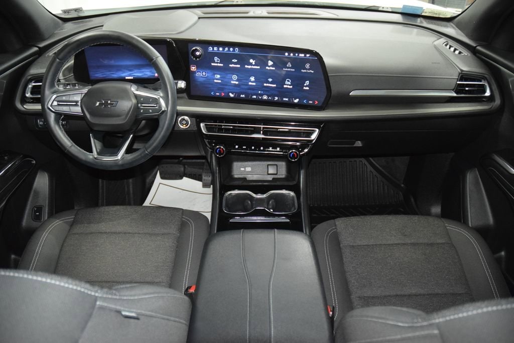 2024 Chevrolet Traverse 2LT - Photo 30