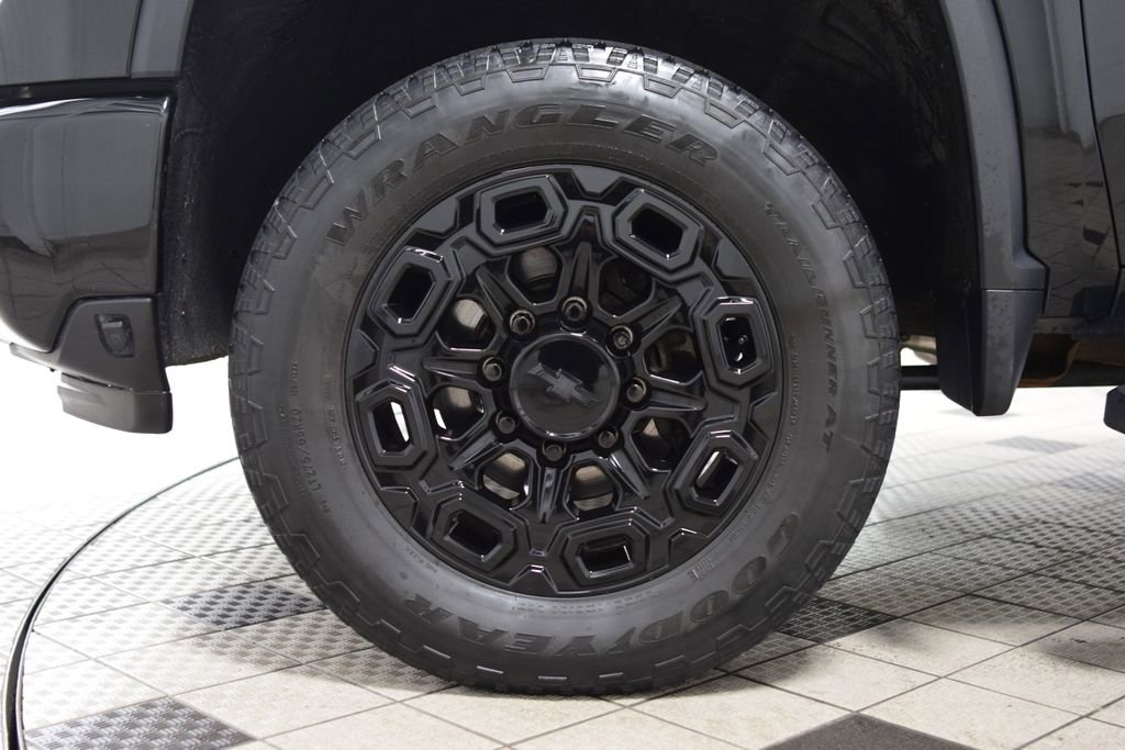 2024 Chevrolet Silverado 3500HD High Country - Photo 31