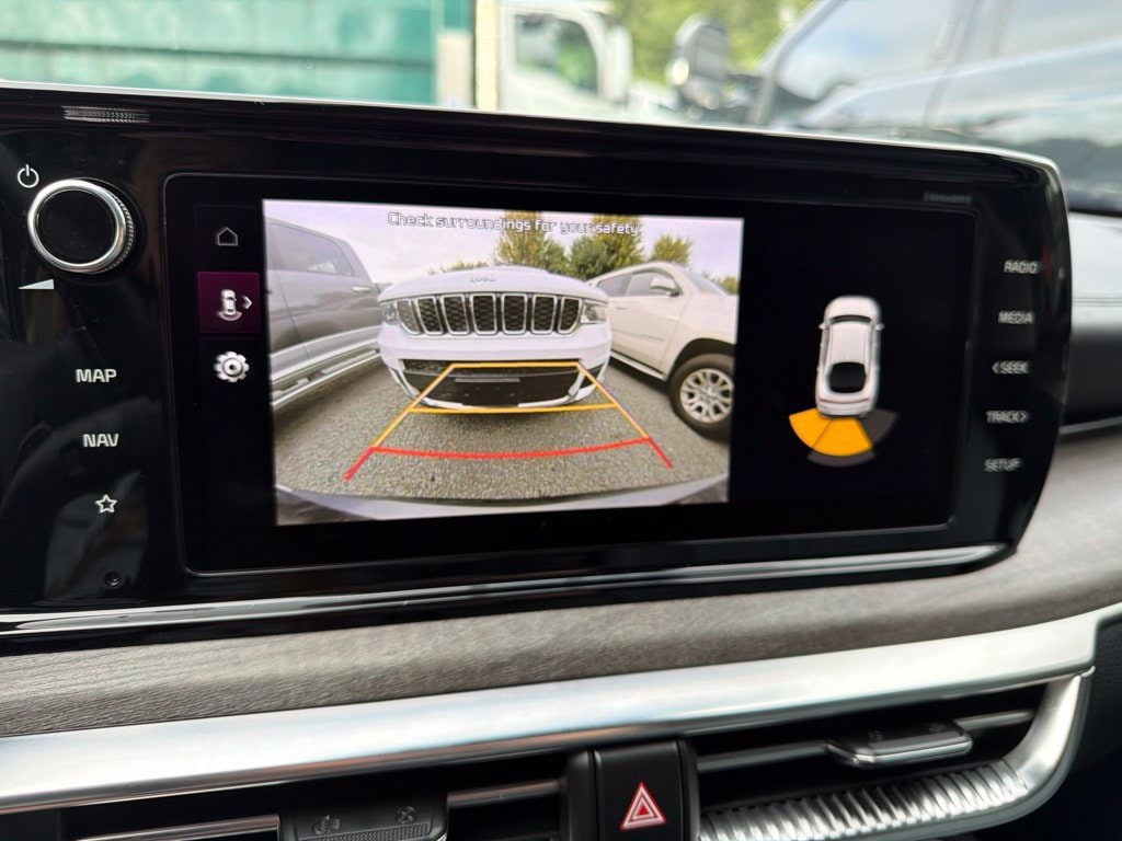 2023 Kia K5 EX - Photo 19