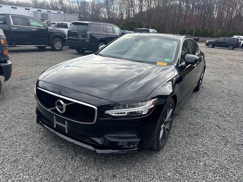 2018 Volvo S90 T5 Momentum photo 3