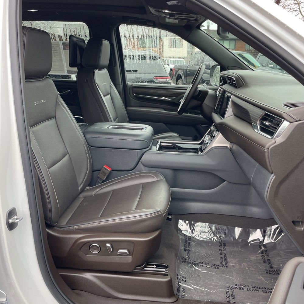 2024 GMC Yukon XL Denali - Photo 15