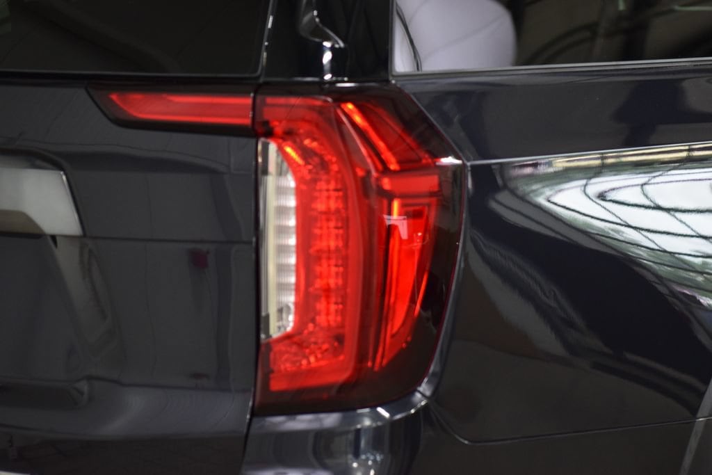 2023 GMC Yukon XL AT4 - Photo 21