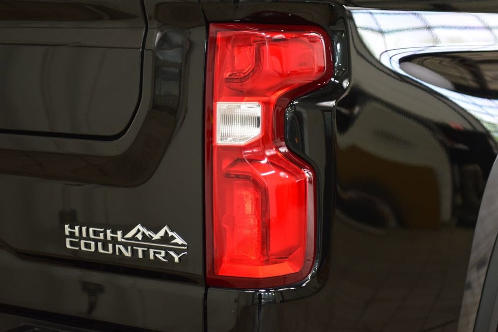 2024 Chevrolet Silverado 2500HD High Country - Photo 22
