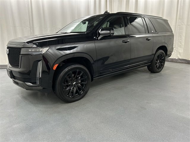 2022 Cadillac Escalade ESV Sport photo 3