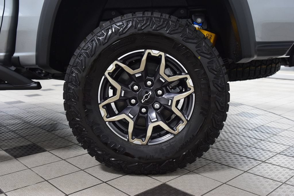 2026 Chevrolet Colorado ZR2 - Photo 30