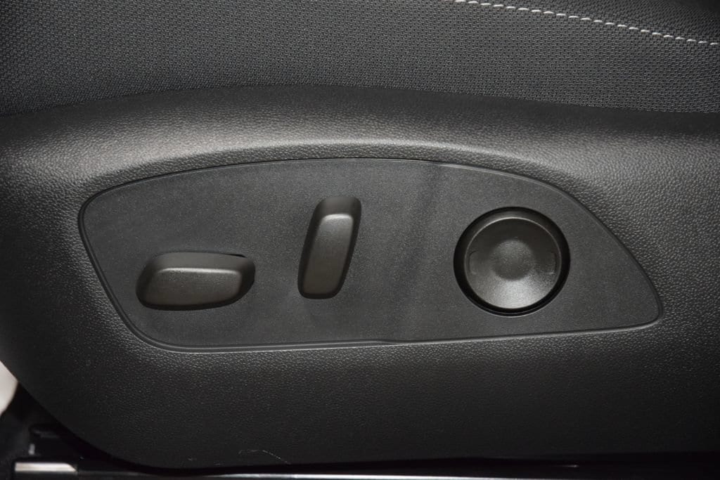 2026 Chevrolet Traverse LT - Photo 38