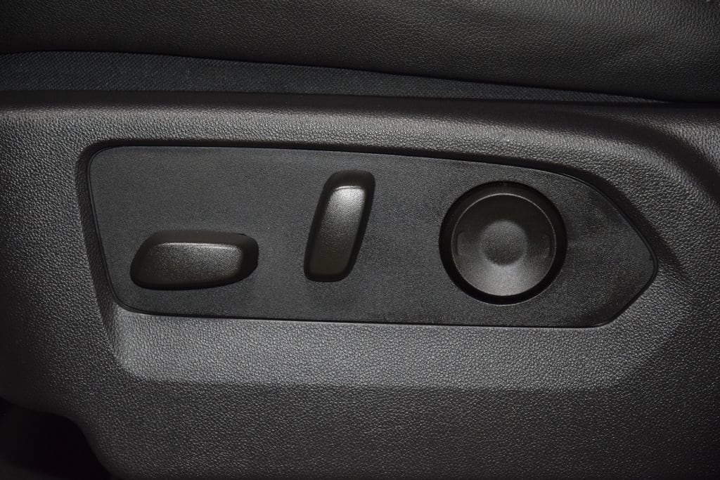 2024 Chevrolet Silverado 1500 ZR2 - Photo 46
