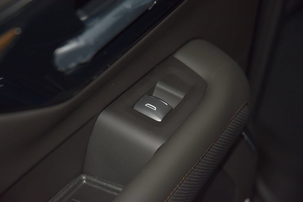 2026 Chevrolet Suburban High Country - Photo 46