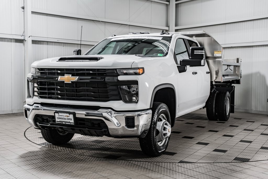 2024 Chevrolet Silverado 3500HD Work Truck photo 2