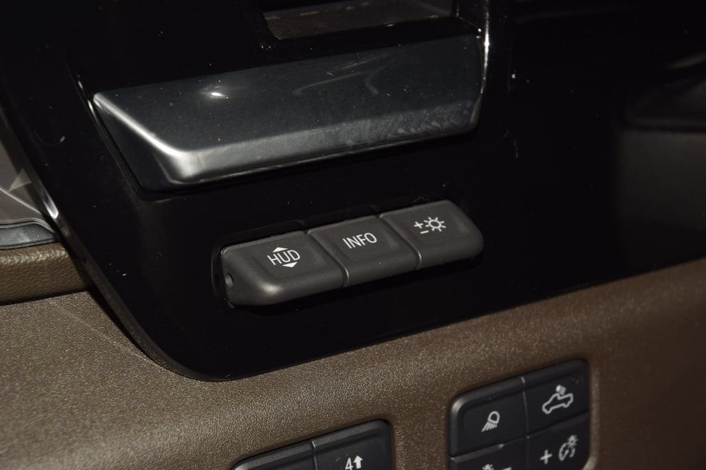 2025 Chevrolet Silverado 3500HD LTZ - Photo 40