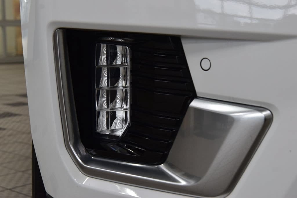2024 GMC Yukon XL Denali - Photo 14