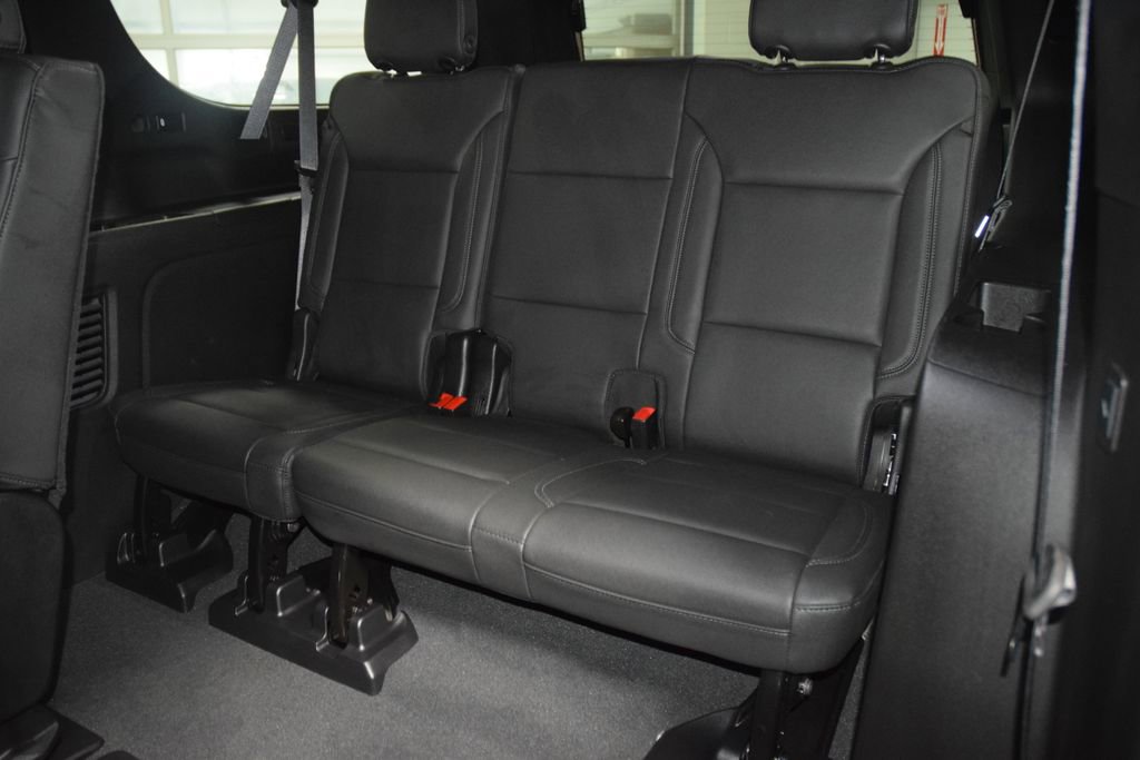 2024 Chevrolet Suburban Z71 - Photo 42