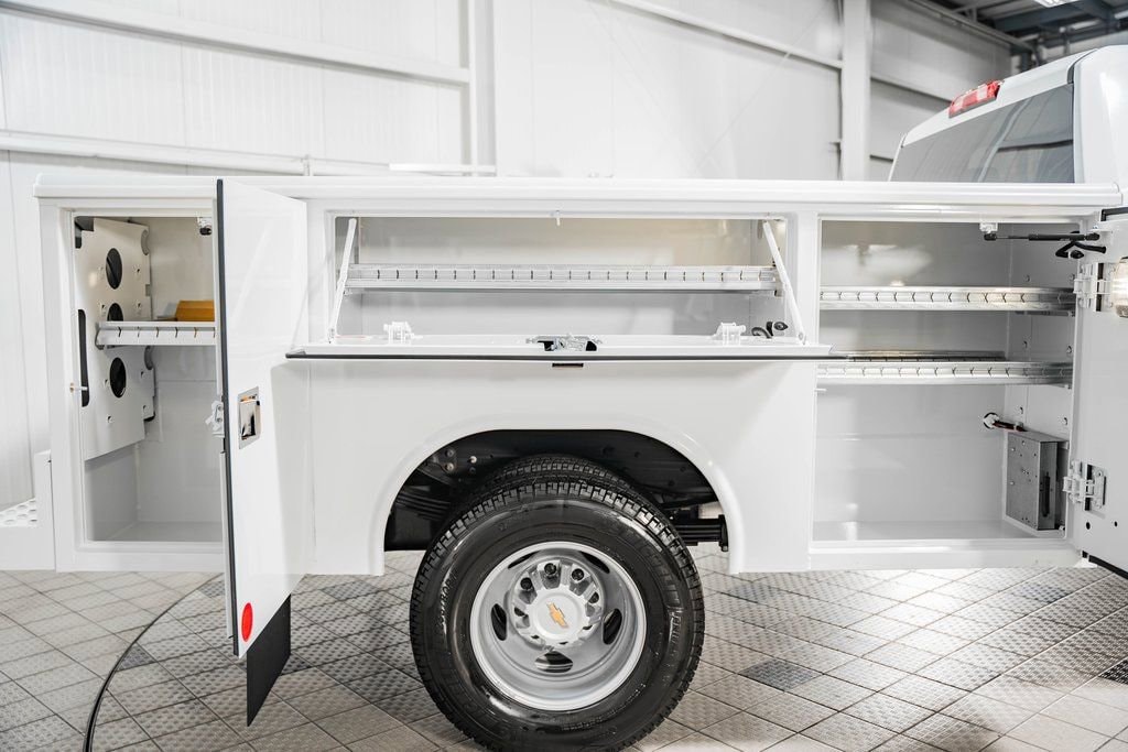 2025 Chevrolet Silverado 3500 HD Work Truck - Photo 25