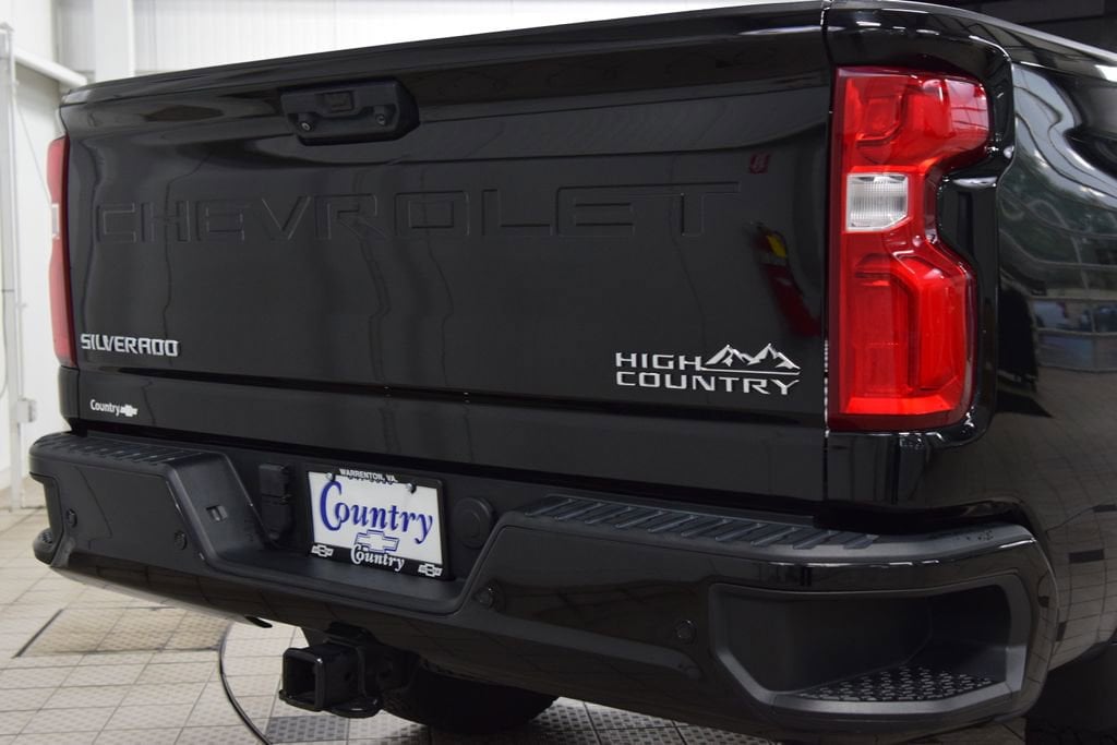 2022 Chevrolet Silverado 3500HD High Country - Photo 24