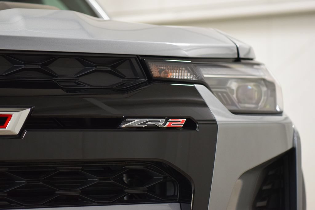 2026 Chevrolet Colorado ZR2 - Photo 16