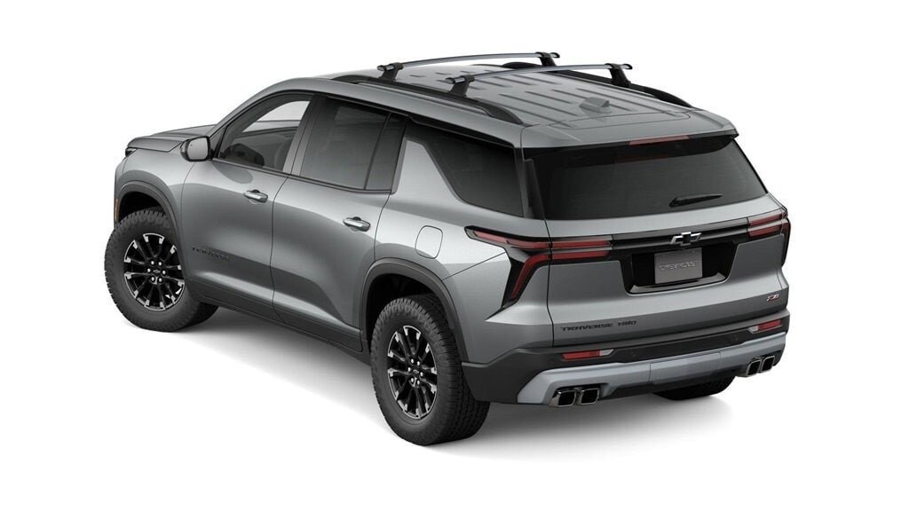 2026 Chevrolet Traverse Z71 photo 2