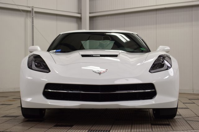 2016 Chevrolet Corvette Stingray Z51 1LT photo 2