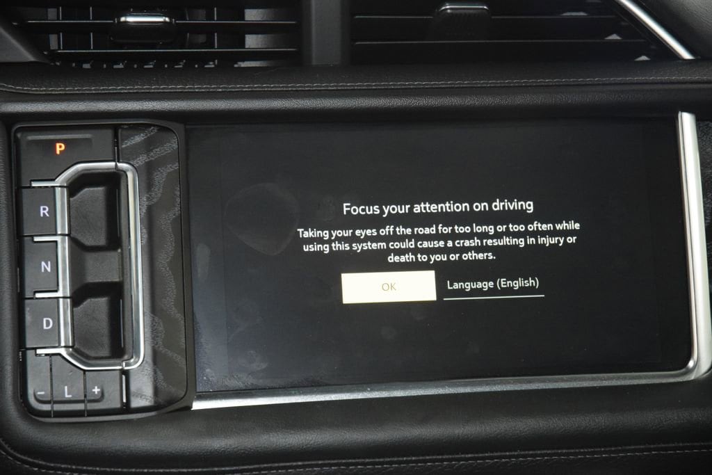2024 GMC Yukon Denali - Photo 34