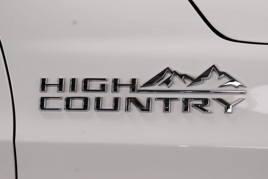 2024 Chevrolet Suburban High Country - Photo 14