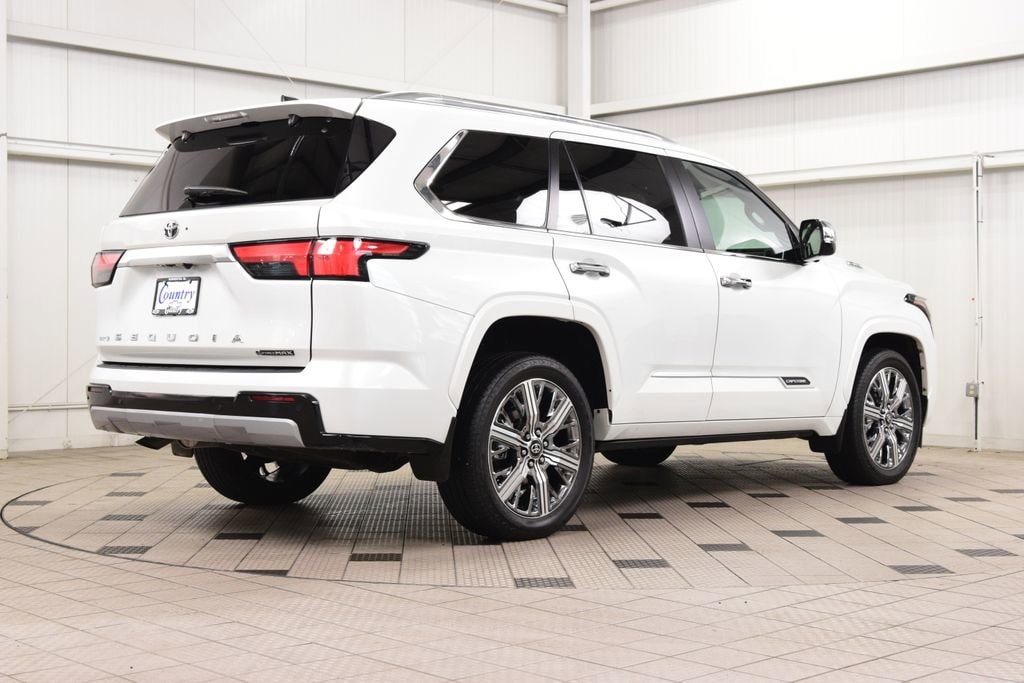 2025 Toyota Sequoia Capstone - Photo 9