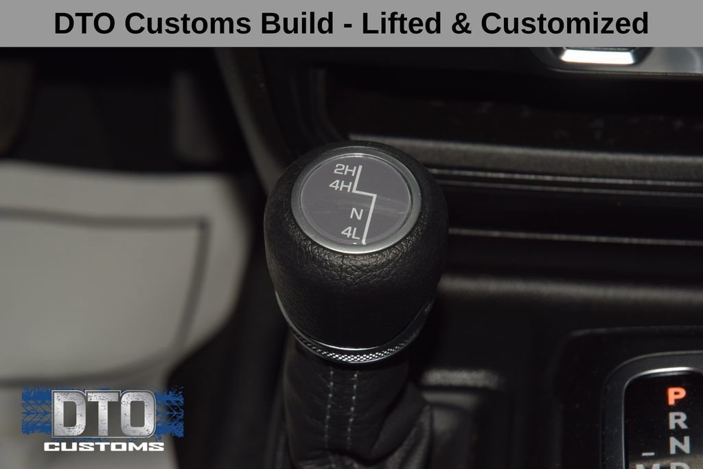 2024 Jeep Wrangler 4-Door Sahara - Photo 31