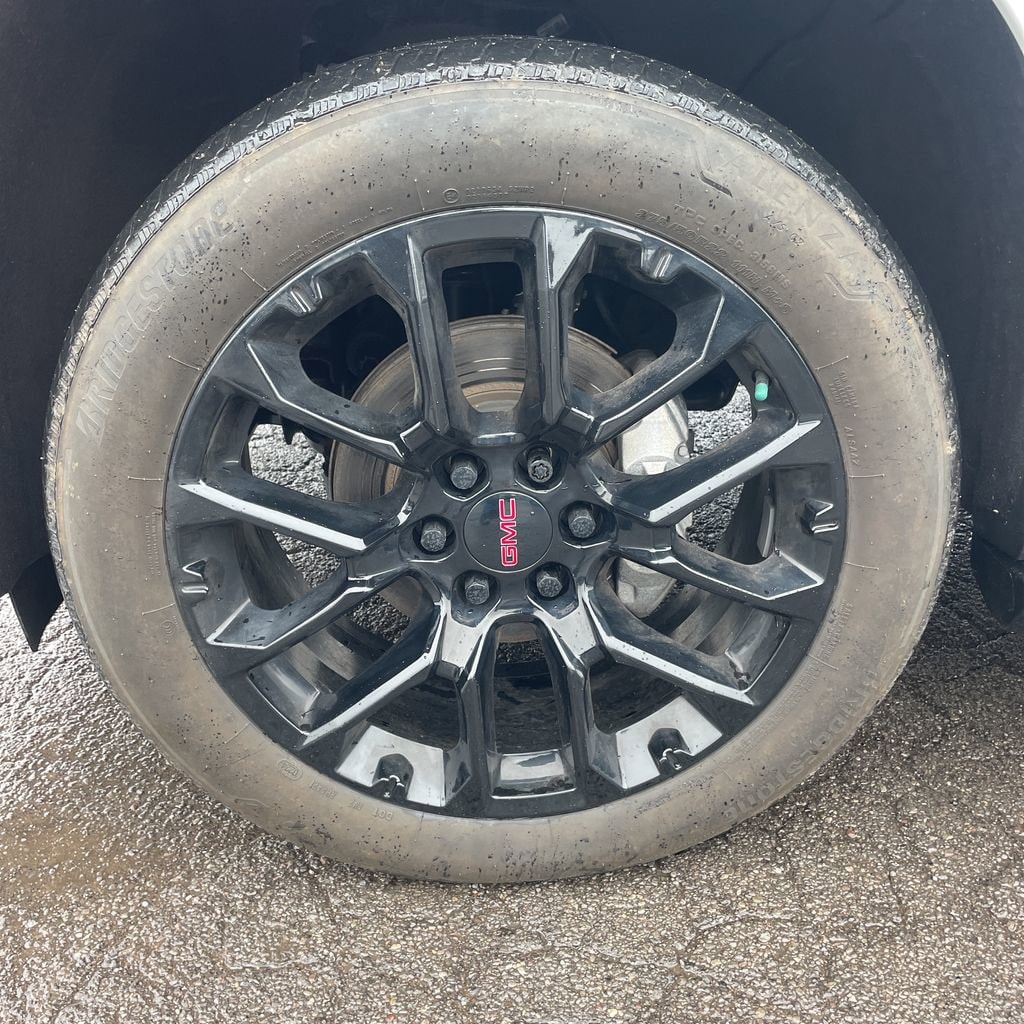 2024 GMC Yukon XL Denali - Photo 10