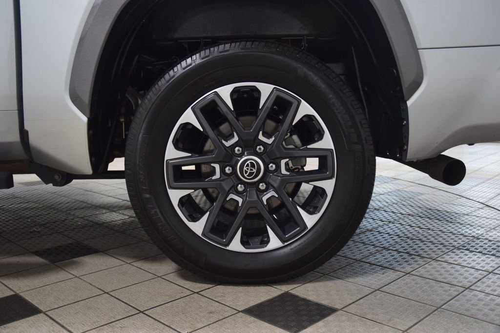 2024 Toyota Tundra Limited - Photo 28