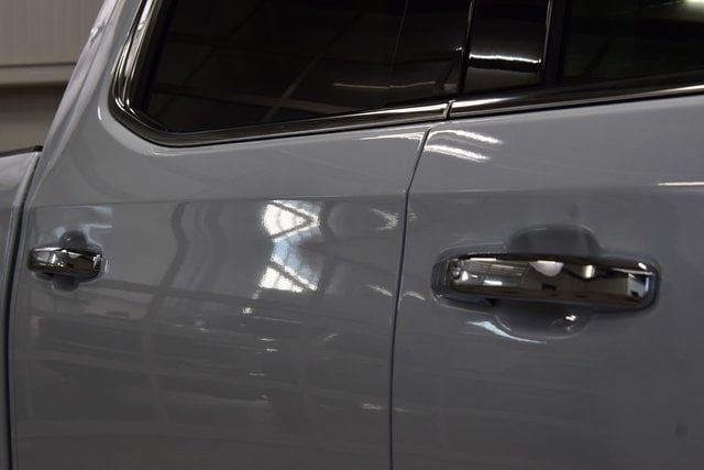 2026 Chevrolet Silverado 1500 LTZ - Photo 19