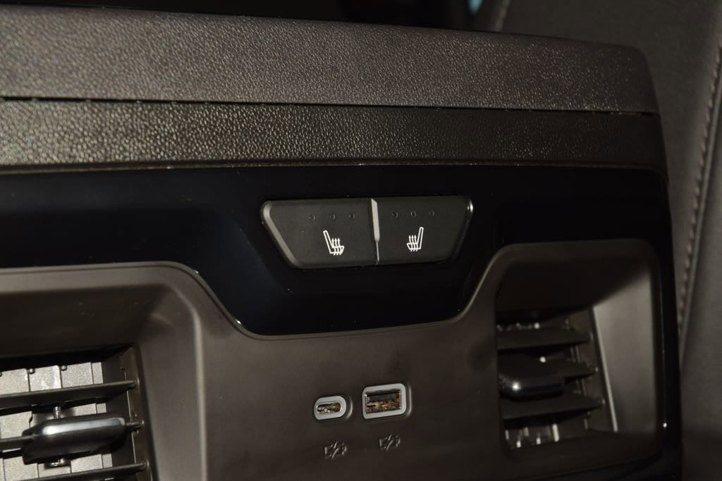 2024 GMC Sierra 2500HD AT4 - Photo 39