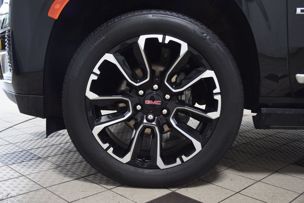 2023 GMC Yukon XL Denali - Photo 30