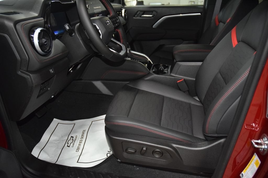 2026 Chevrolet Colorado Z71 - Photo 41