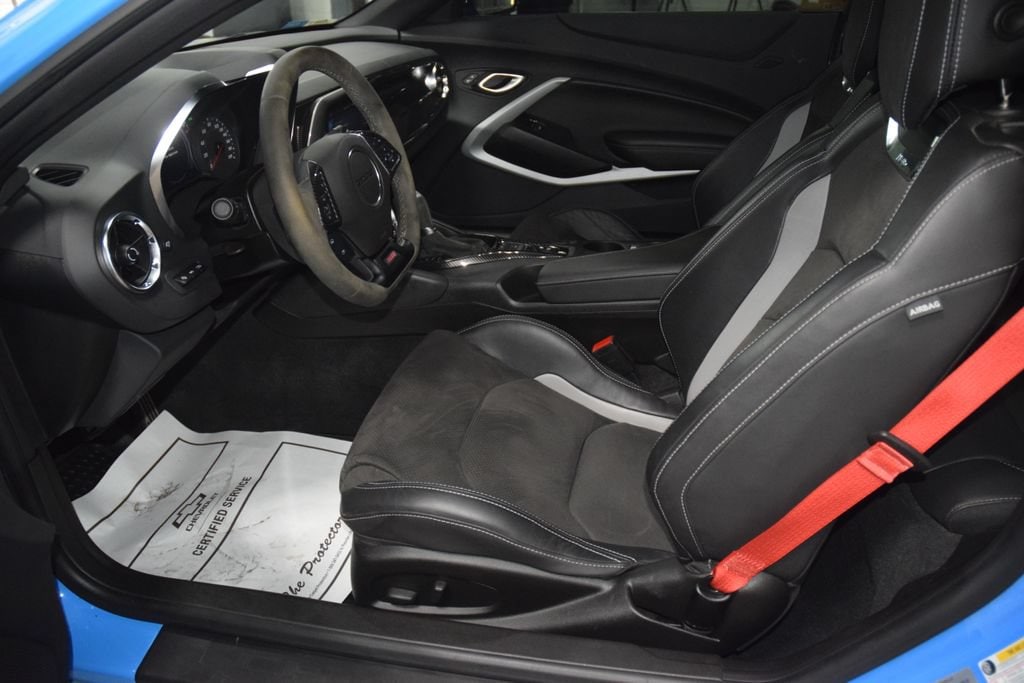 2023 Chevrolet Camaro 1SS - Photo 43