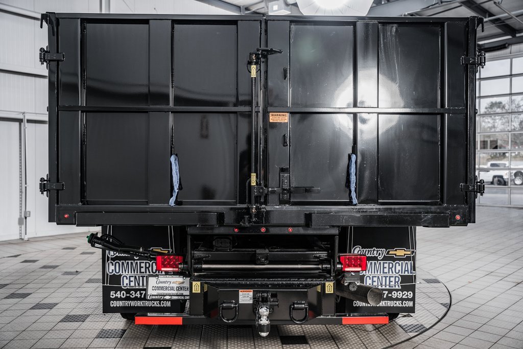 2024 Chevrolet Silverado 5500HD Work Truck photo 3