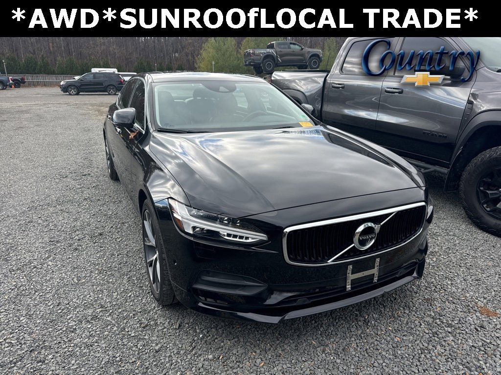 2018 Volvo S90 Momentum's photo