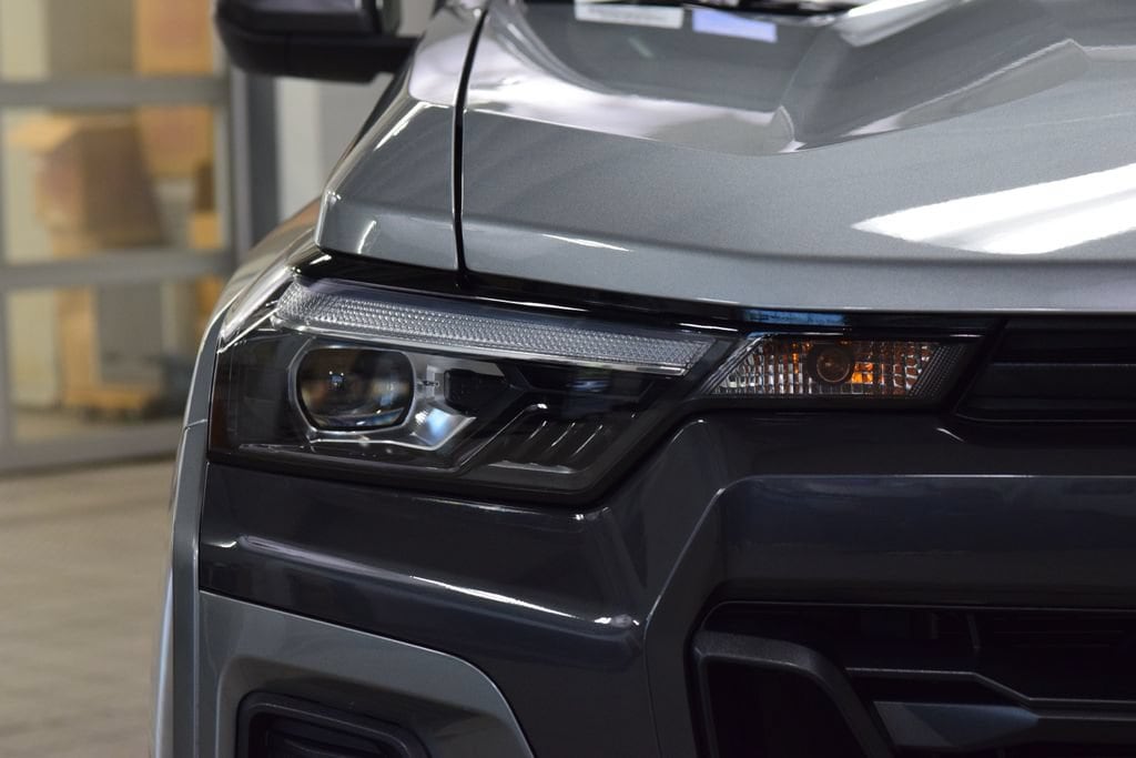 2024 Chevrolet Colorado LT - Photo 12