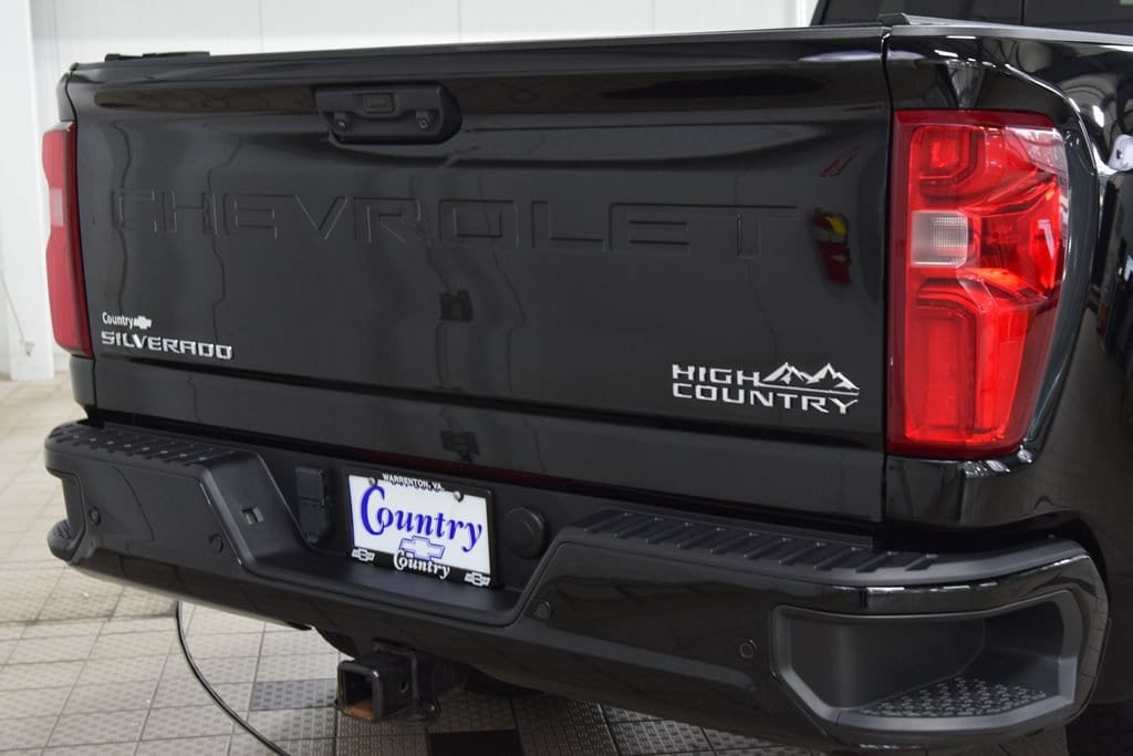2024 Chevrolet Silverado 3500HD High Country - Photo 23