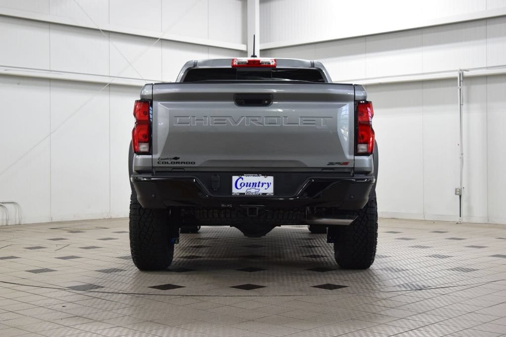 2026 Chevrolet Colorado ZR2 - Photo 7