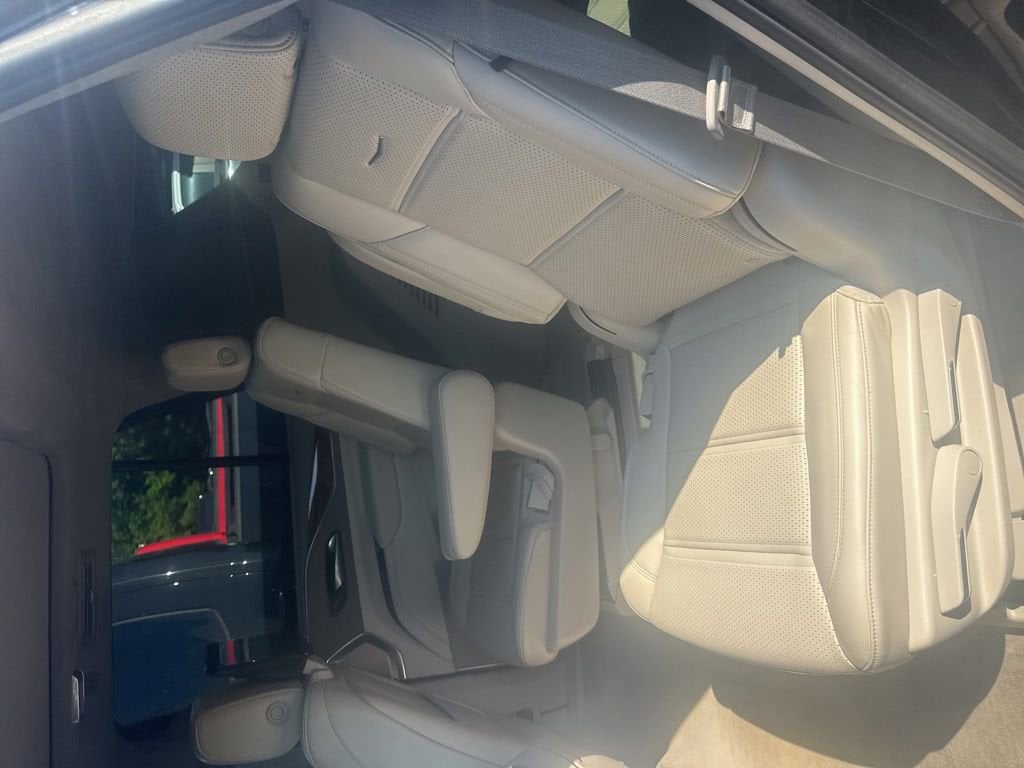 2023 Cadillac Escalade Premium Luxury Platinum - Photo 17