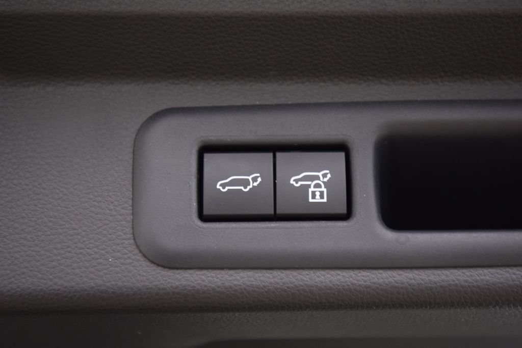 2025 Toyota Sequoia Capstone - Photo 27