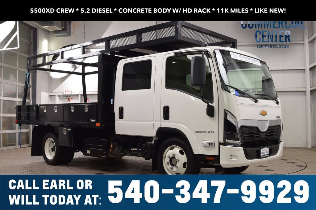2025 Chevrolet Low Cab Forward's photo