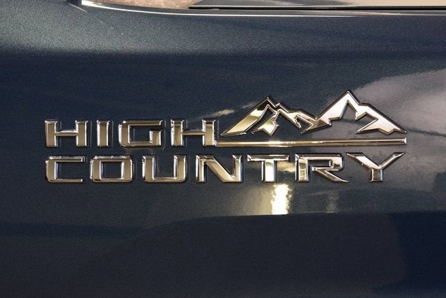 2024 Chevrolet Silverado 3500HD High Country - Photo 19